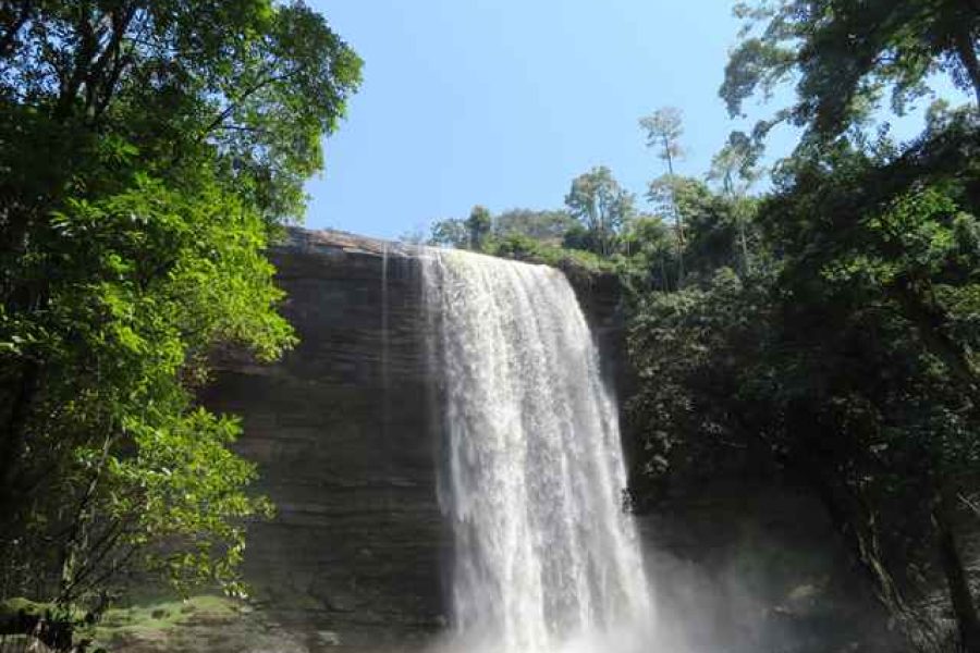 Hike to Boti Falls